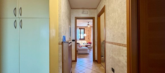 4 rooms Apartment in Udine, Italy No. 99126 13
