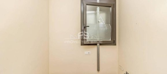 4 bedrooms House in La Torre de Claramunt, Spain No. 145936 8