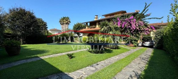 3 bedrooms Villa in Forte dei Marmi, Italy No. 116989 3