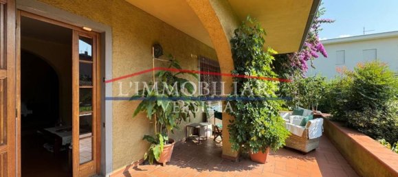 3 bedrooms Villa in Forte dei Marmi, Italy No. 116989 7