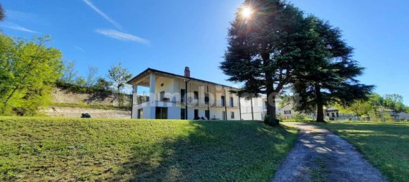 4 غرف نوم منزل في Corneliano d'Alba, Italy رقم 49735 9