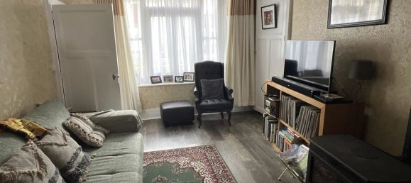 3 Schlafzimmer Haus in Abzac, France, Nr. 337814 6