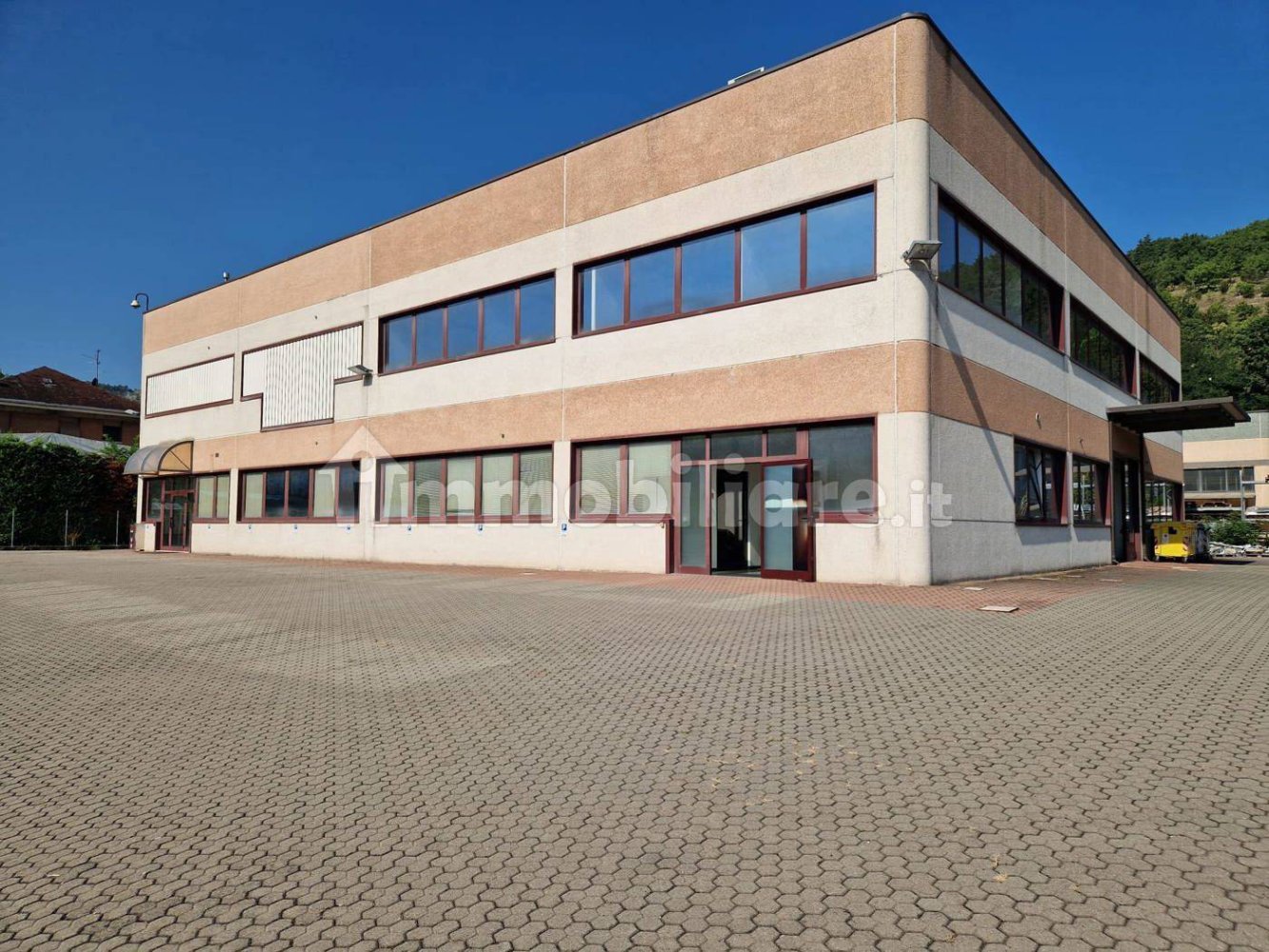 5 rooms Warehouse in Marzabotto, Italy No. 123226