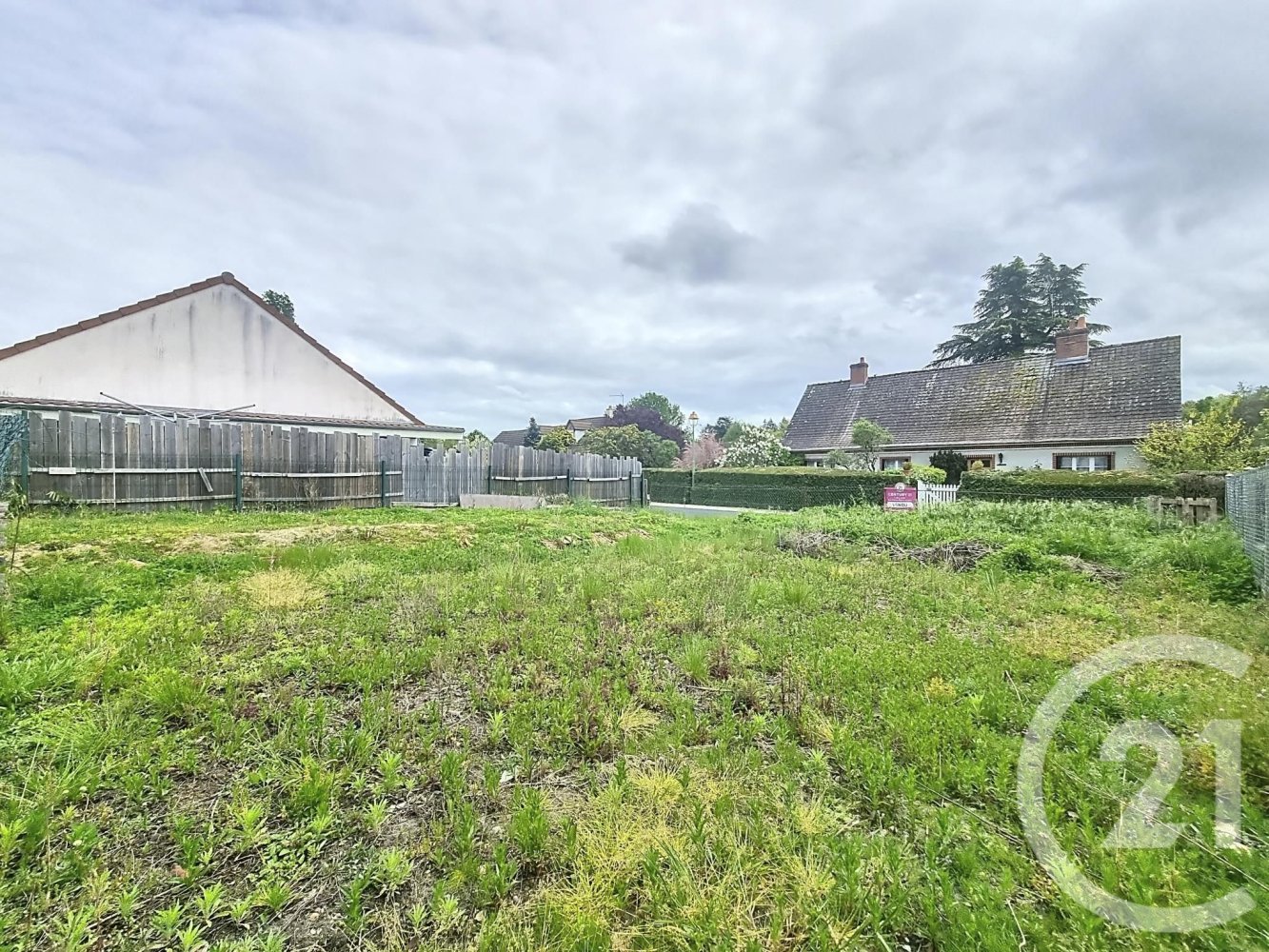 Terrain à Marcilly-en-Villette, France 260m² No. 69809