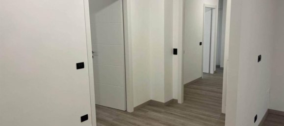 Apartamento de 4 habitaciónes en Novi Ligure, Italy No. 30885 14