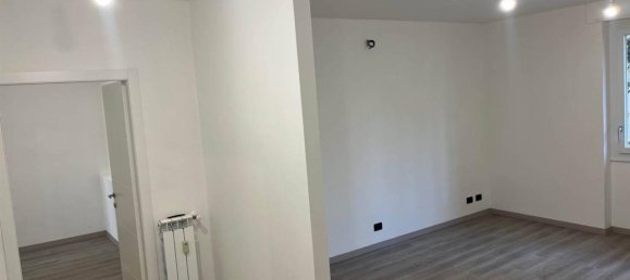 Apartamento de 4 habitaciónes en Novi Ligure, Italy No. 30885 10