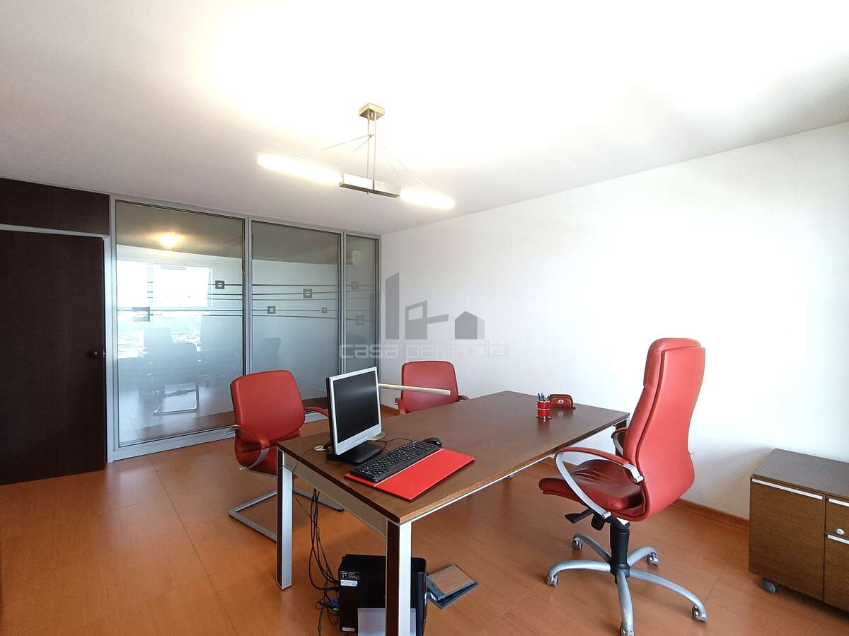 84m² Office in Arrecife, Spain No. 218655