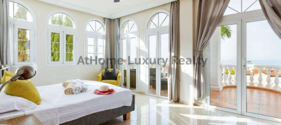 4 bedrooms House in Adeje, Spain No. 24989 16