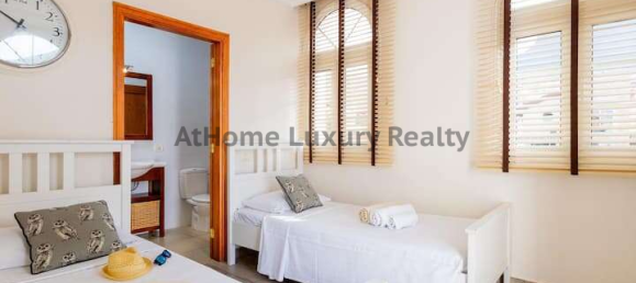 4 bedrooms House in Adeje, Spain No. 24989 15