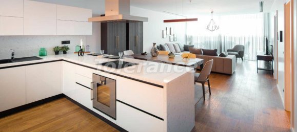 شقة 3+1 في Izmir, Turkey رقم 70 4