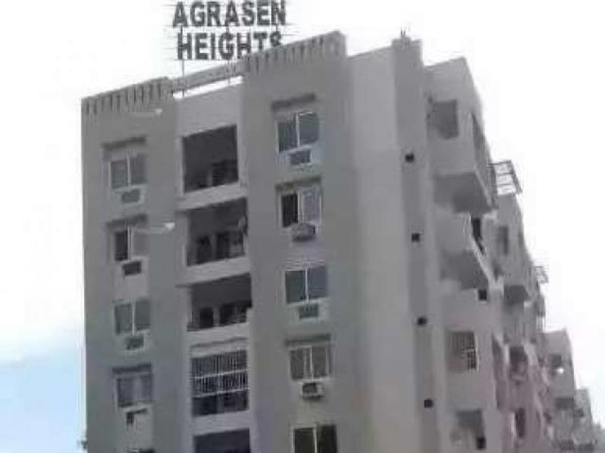 2 bedrooms House in Lucknow, India No. 26467