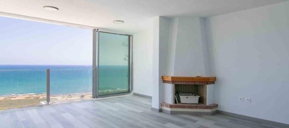 3 bedrooms House in Santa Pola, Spain No. 170288 3