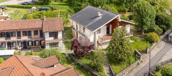 3 bedrooms Villa in Fiano, Italy No. 49755 2