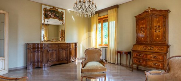 3 bedrooms Villa in Fiano, Italy No. 49755 9