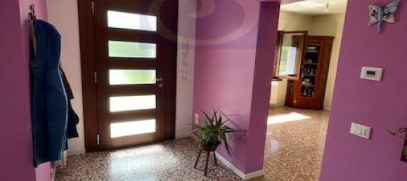 9-Zimmer Haus in Pordenone, Italy, Nr. 23826 6