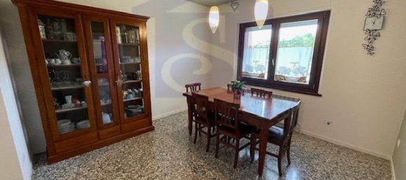 9-Zimmer Haus in Pordenone, Italy, Nr. 23826 8