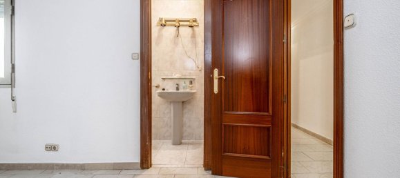 Apartamento de 3 dormitorios en Granada, Spain No. 142081 35