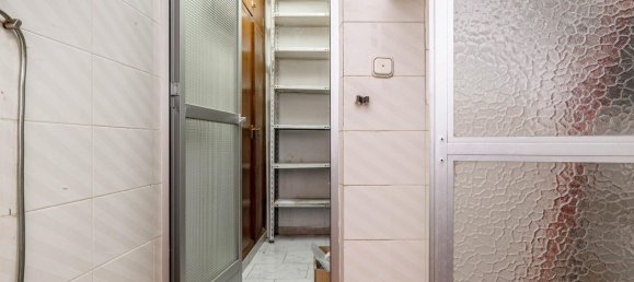 Apartamento de 3 dormitorios en Granada, Spain No. 142081 42