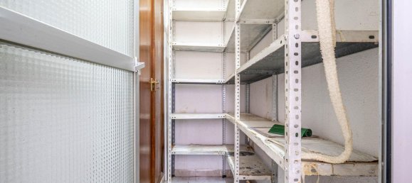 Apartamento de 3 dormitorios en Granada, Spain No. 142081 43