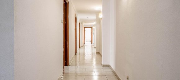 Apartamento de 3 dormitorios en Granada, Spain No. 142081 22