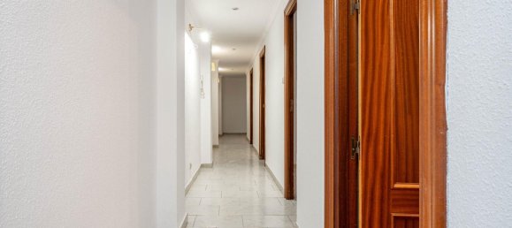 Apartamento de 3 dormitorios en Granada, Spain No. 142081 48