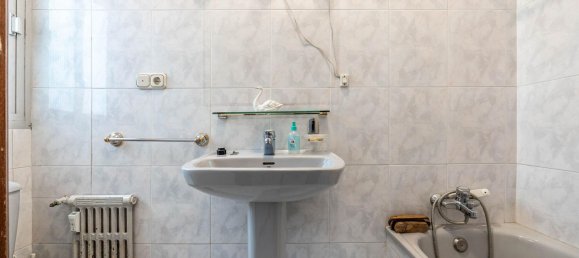 Apartamento de 3 dormitorios en Granada, Spain No. 142081 36