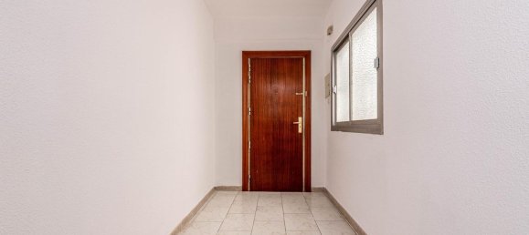 Apartamento de 3 dormitorios en Granada, Spain No. 142081 20