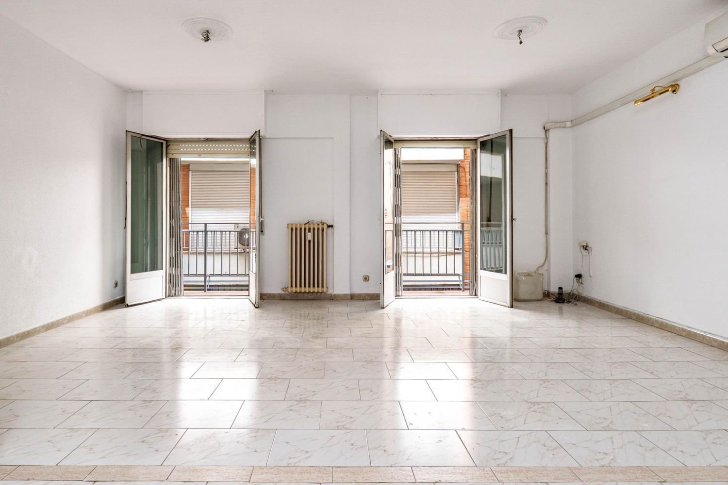 3 Schlafzimmer Wohnung in Granada, Spain, Nr. 142081