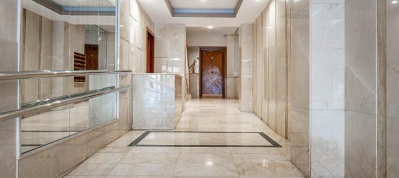 Apartamento de 3 dormitorios en Granada, Spain No. 142081 45