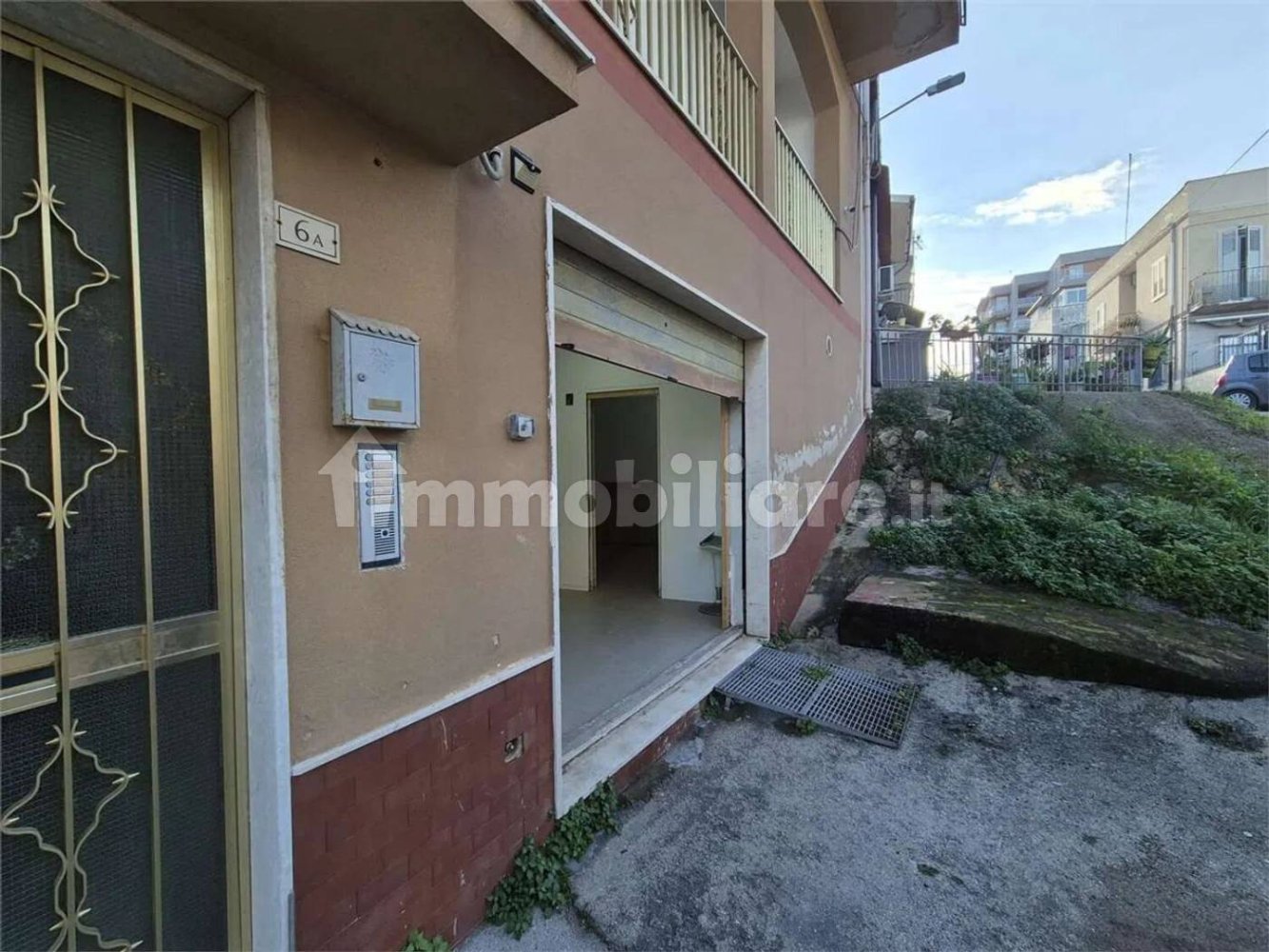 2غرفة عقار تجاري في Syracuse, Italy رقم 356874