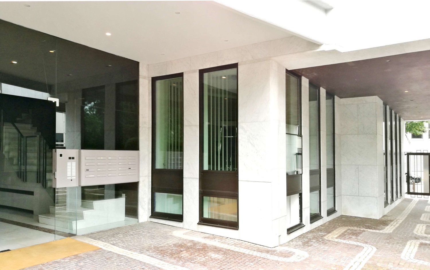 Офис 89м² в Кёльн, Германия № 240138