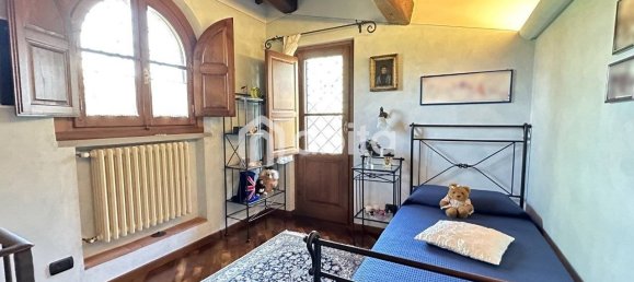 4 bedrooms Villa in Montevarchi, Italy No. 81372 20