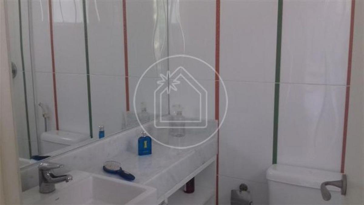 4 bedrooms House in Rio de Janeiro, Brazil No. 500117