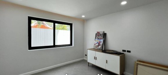 4 bedrooms Villa in Bang Lamung, Thailand No. 23615 4