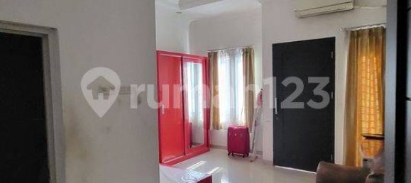 4 bedrooms House in Grogol Petamburan, Indonesia No. 1750 11