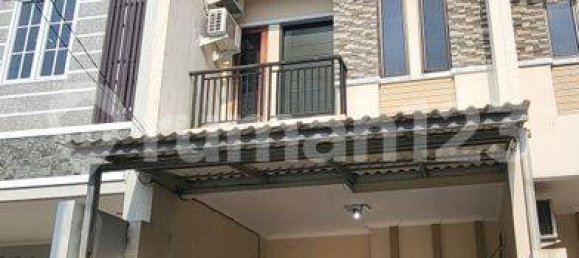 4 bedrooms House in Grogol Petamburan, Indonesia No. 1750 30