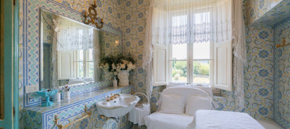 8 bedrooms Villa in Florence, Italy No. 212923 22