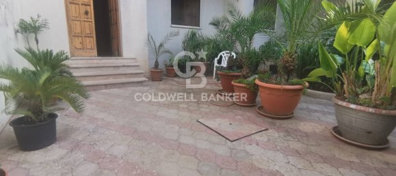 Дом с 3 спальнями в Galatina, Италия № 67460 3