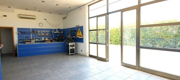 Lagerhaus in Brindisi, Italy 485m², Nr. 369897 29