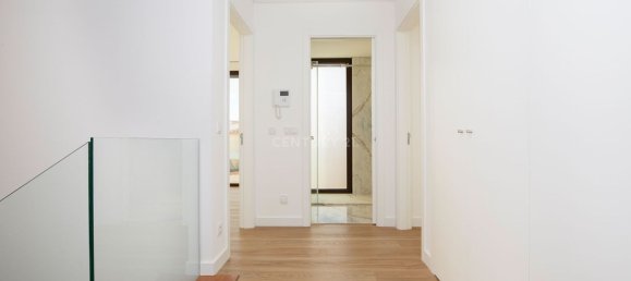 4 bedrooms House in Cascais, Portugal No. 171496 11