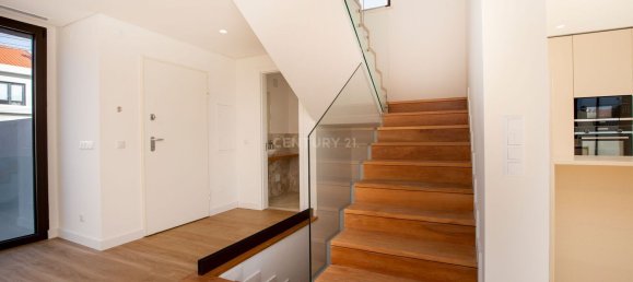 4 bedrooms House in Cascais, Portugal No. 171496 10