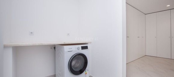 4 bedrooms House in Cascais, Portugal No. 171496 26