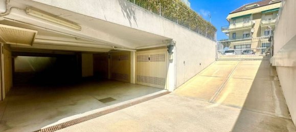 3 rooms Apartment in Borghetto Santo Spirito, Italy No. 284320 24