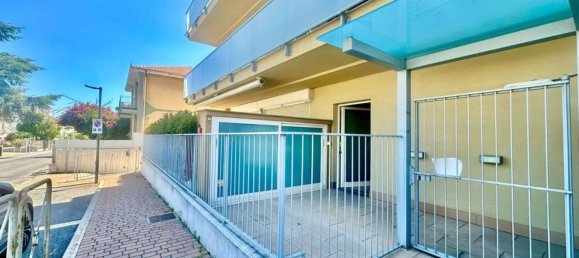 3 rooms Apartment in Borghetto Santo Spirito, Italy No. 284320 30