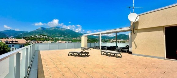 3 rooms Apartment in Borghetto Santo Spirito, Italy No. 284320 29