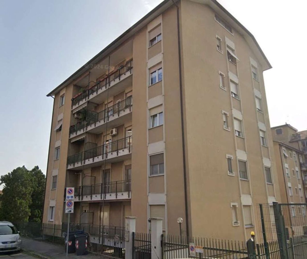 Apartamento de 4 divisões em Monza, Italy N.º 3756