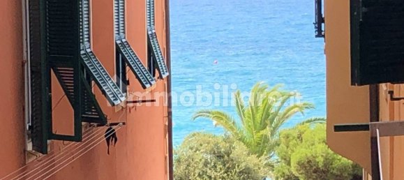 2 bedrooms Apartment in Finale Ligure, Italy No. 310576 3