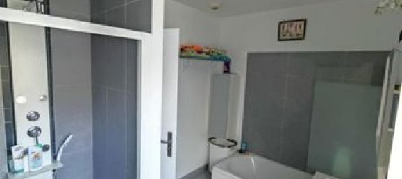 4 Schlafzimmer Villa in Valence, France, Nr. 305400 10