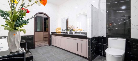 220m² House in Pattaya, Thailand No. 26438 17