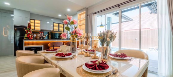 220m² House in Pattaya, Thailand No. 26438 3